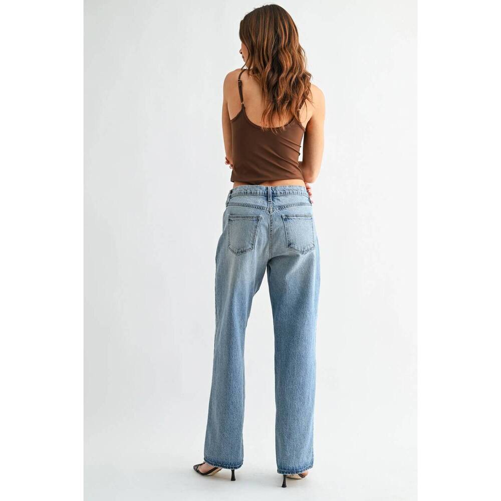 NEW JUST BLACK DENIM lightweight relaxed straight jean in light wash - Picture 3 of 5